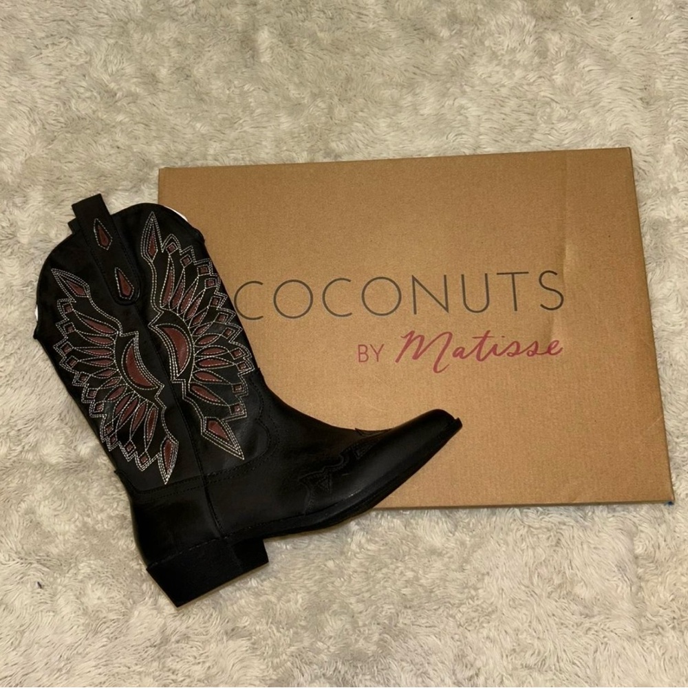 Coconuts by Matisse Black and Red Embroidered Boots